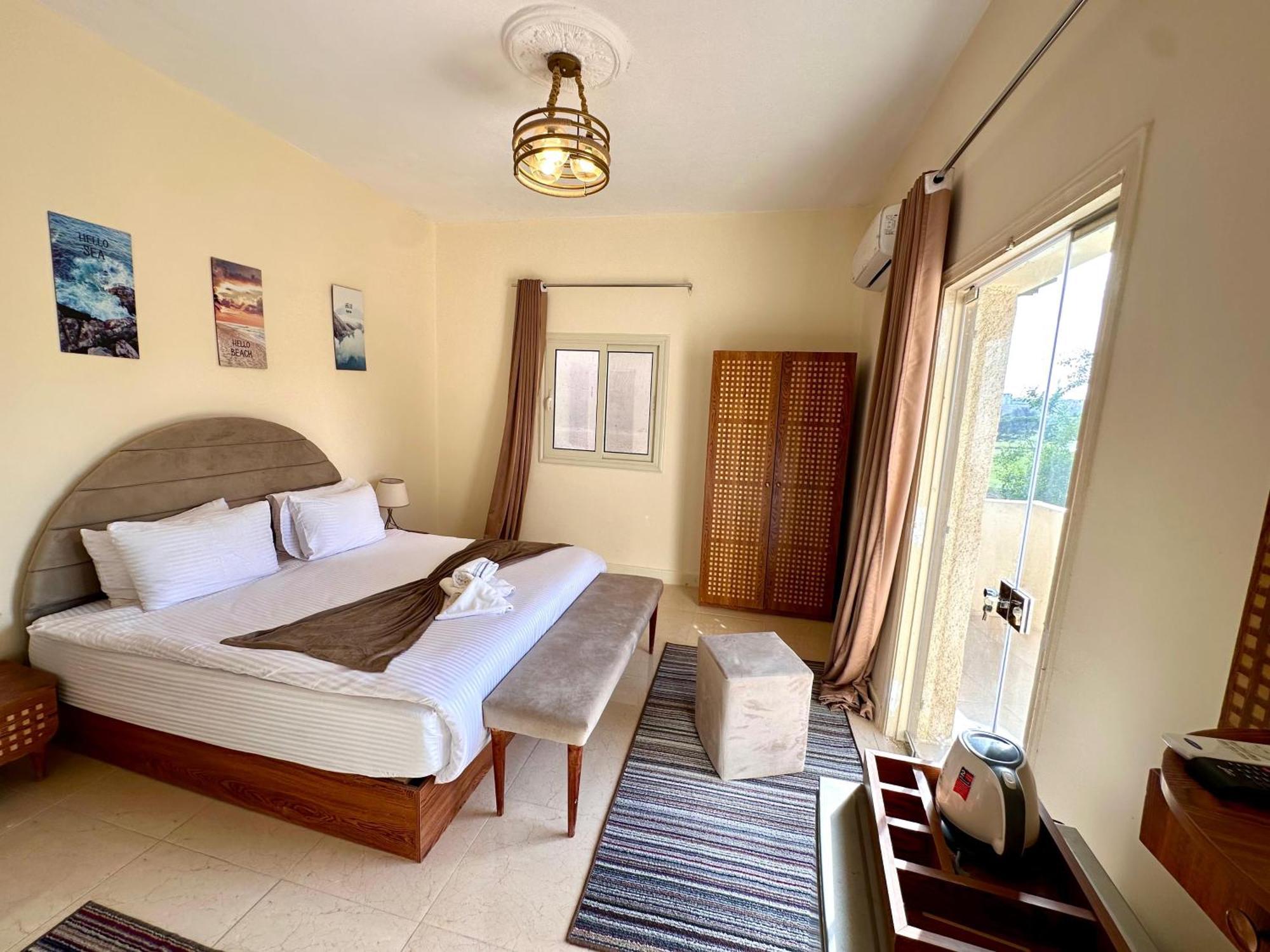 Golf Pyramids View Hotel Kafret el-Gabal Buitenkant foto