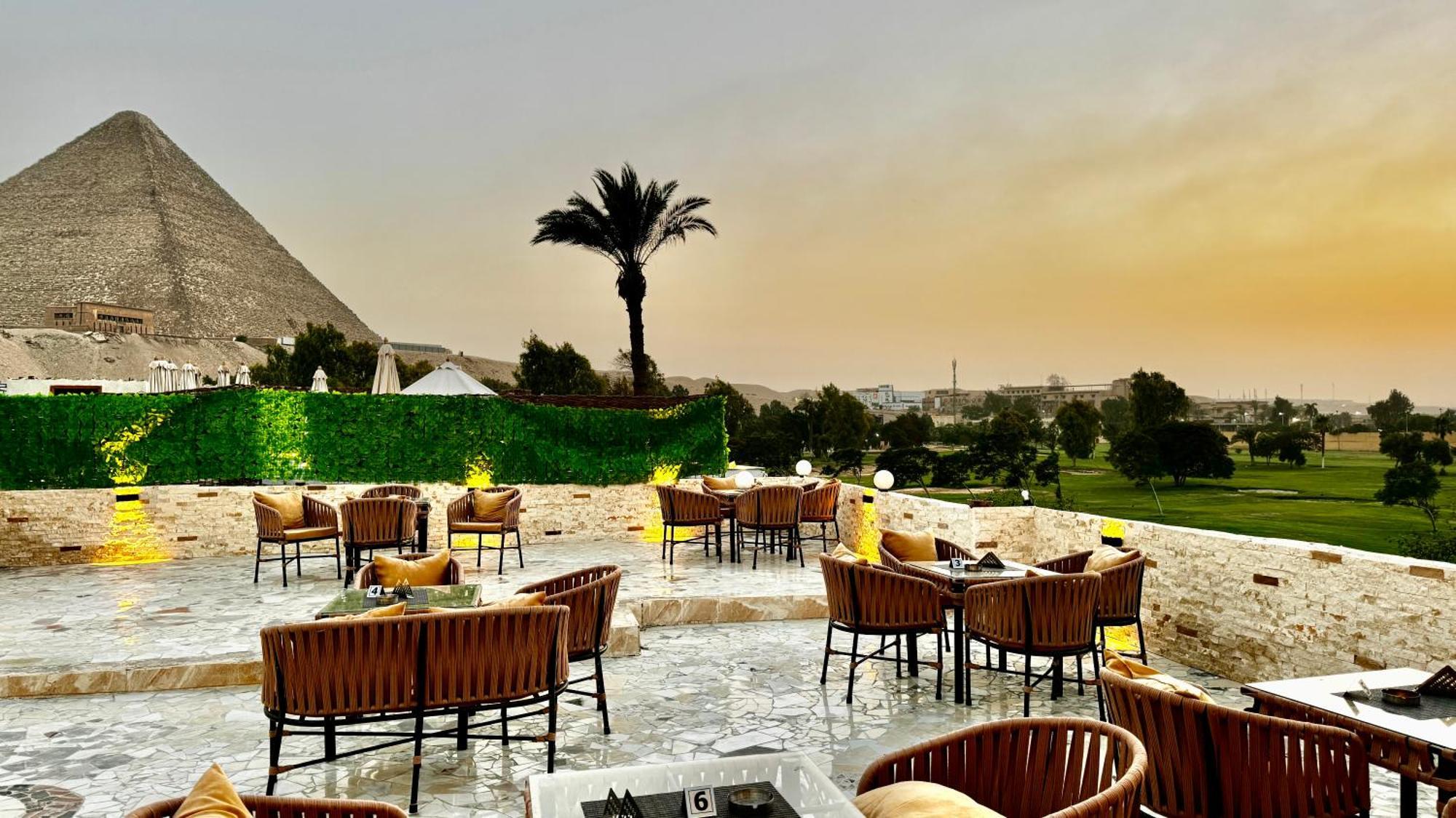 Golf Pyramids View Hotel Kafret el-Gabal Buitenkant foto